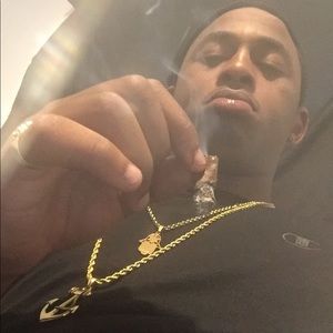 Meet your Posher, Charles